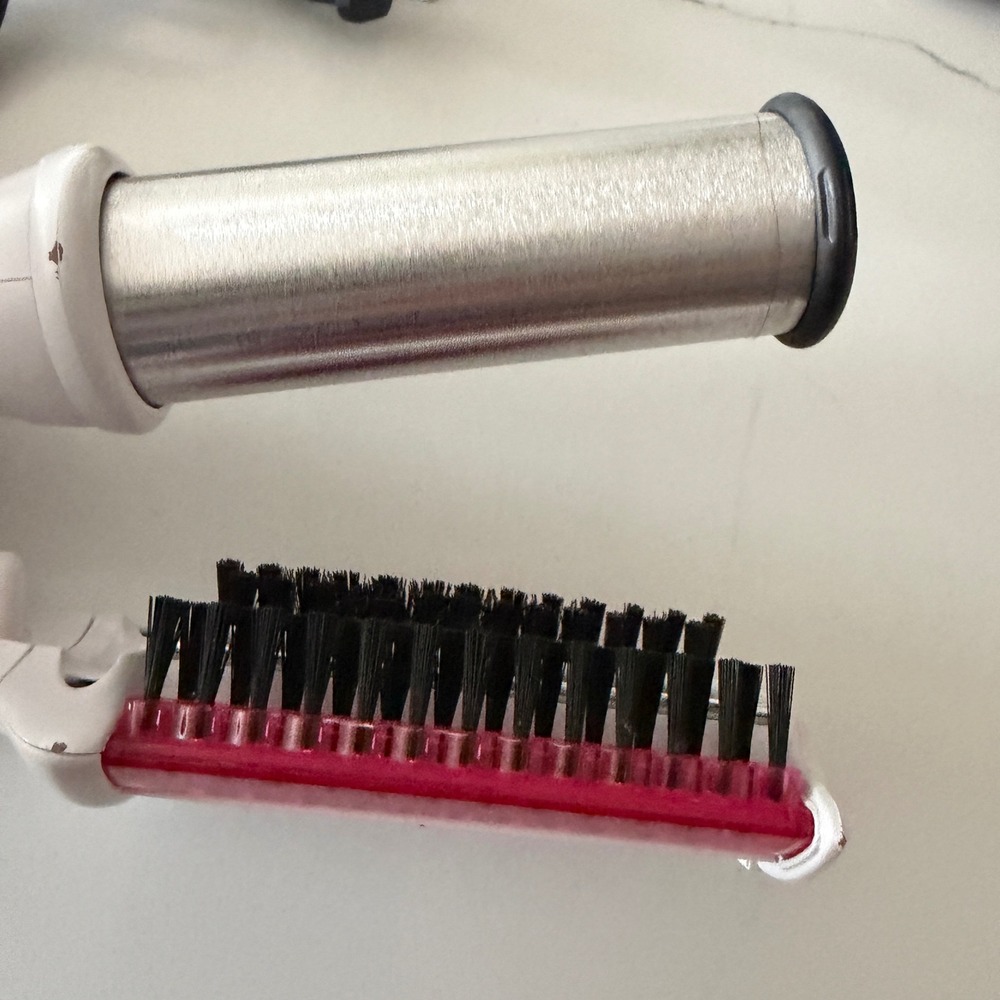InStyler Prime 1.25" Rotating Hair Iron Hot Brush Styler White 00681 Tested - Picture 9 of 11